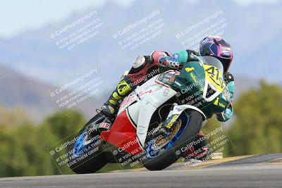 media/Feb-24-2024-Chuckwalla Open Track (Cars N Bikes) (Sat) [[895645527c]]/2-Bike 1/Session 2 (Turn 9 Entry)/